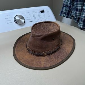 Barmah Kangaroo Leather Hat (Size S)(Barely used)